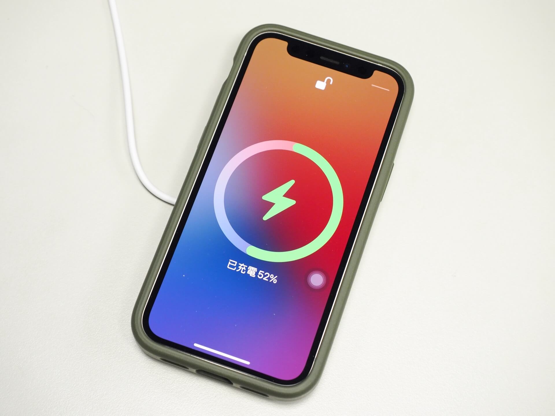 iPhone 12 min 無線充電