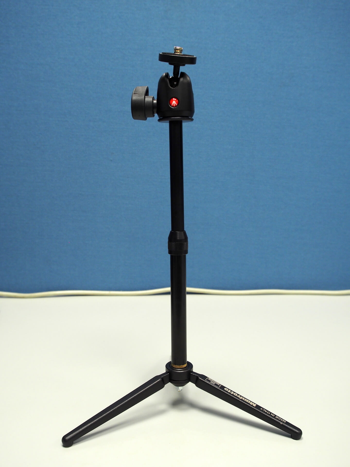 manfrotto-209-492-long-tripod-13