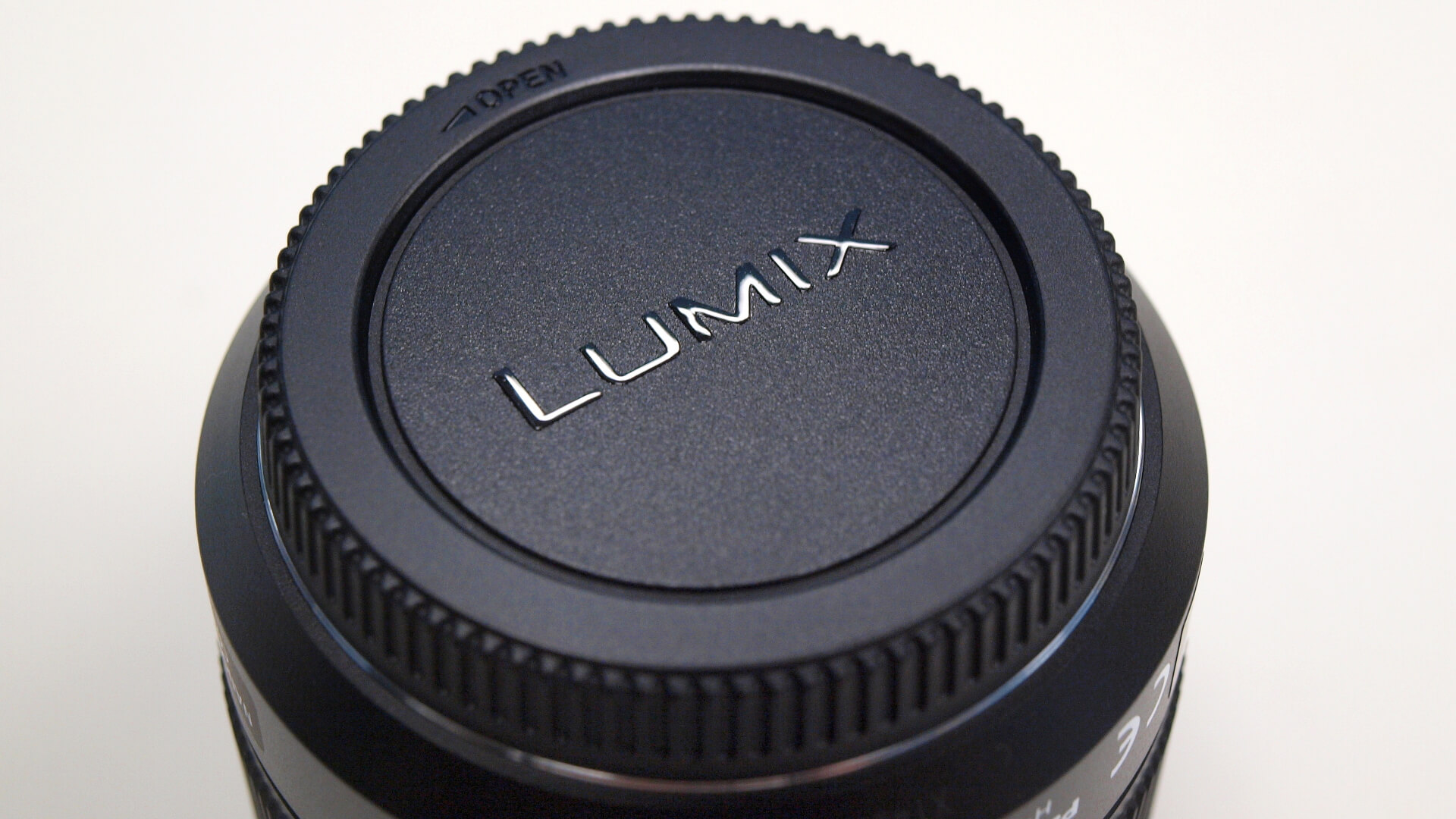 panasonic-leica-dg-summilux-25mm-f1.4-asph-15