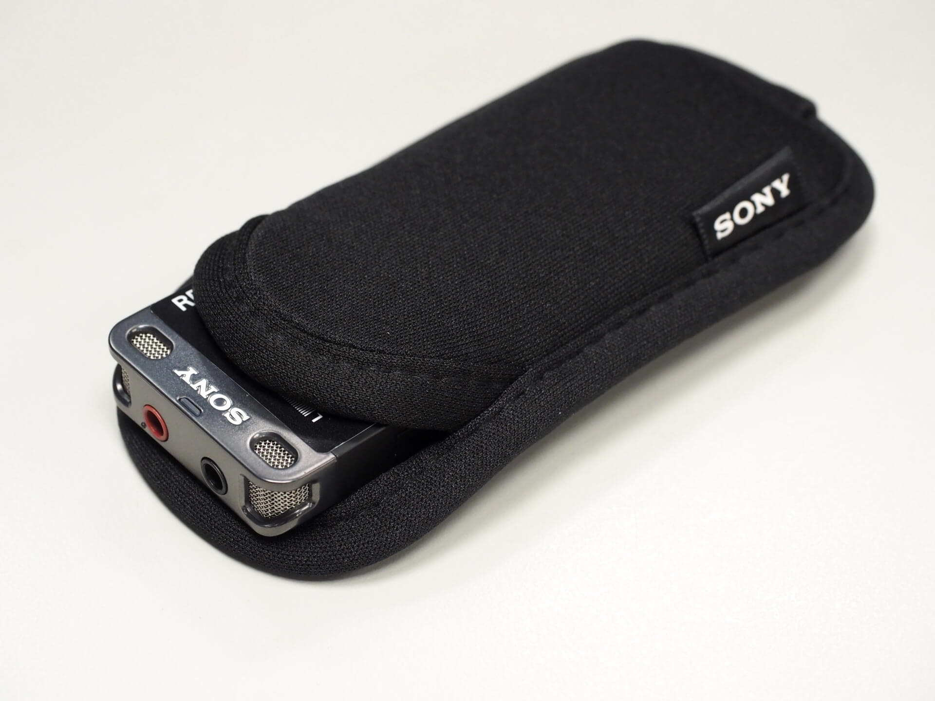 錄音筆與保護套