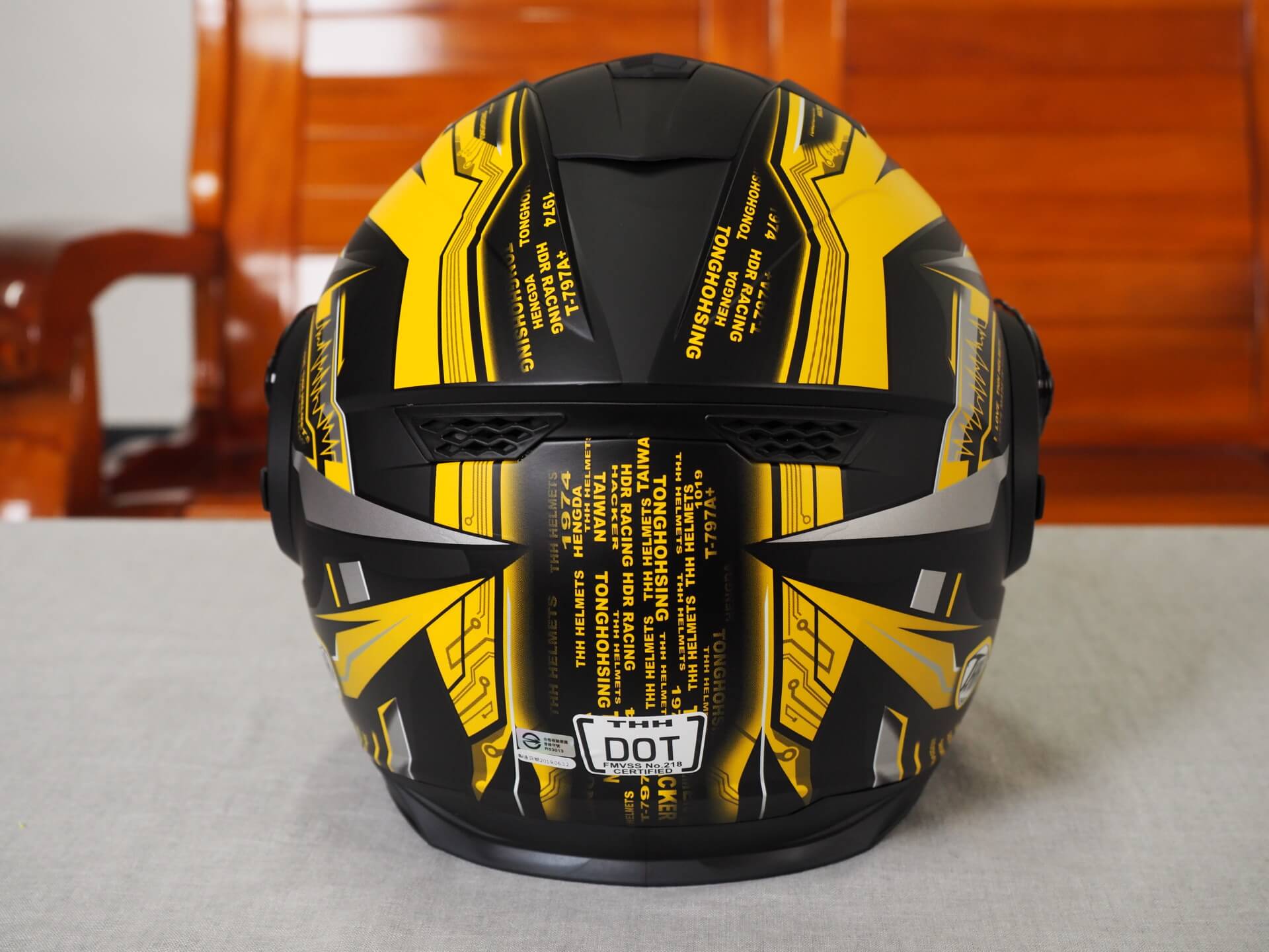 THH T-797A+ 安全帽