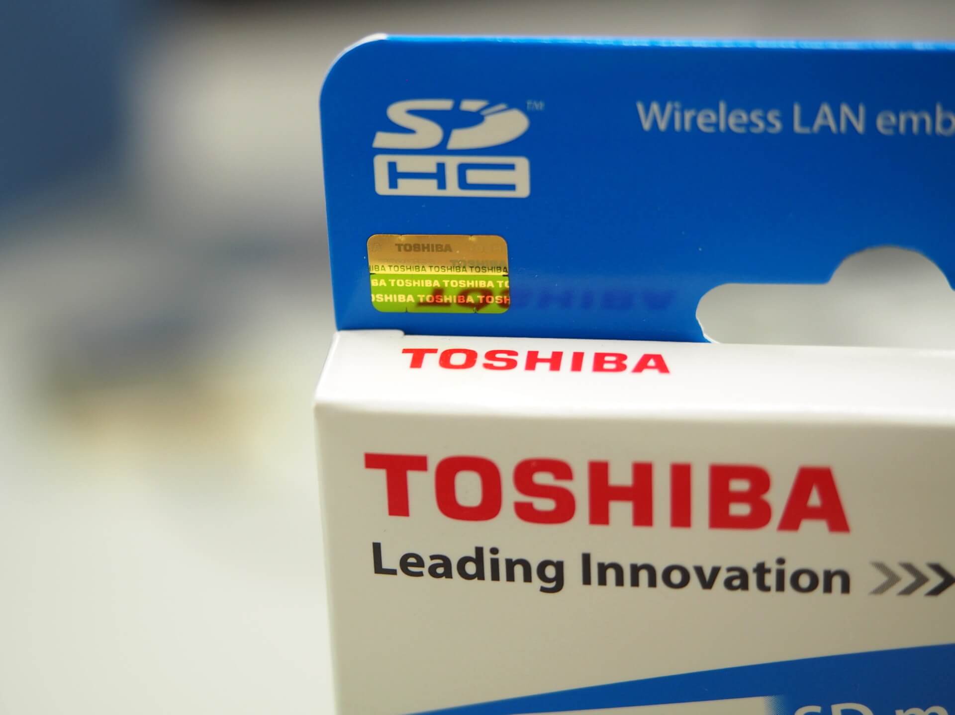 Toshiba 雷射貼紙