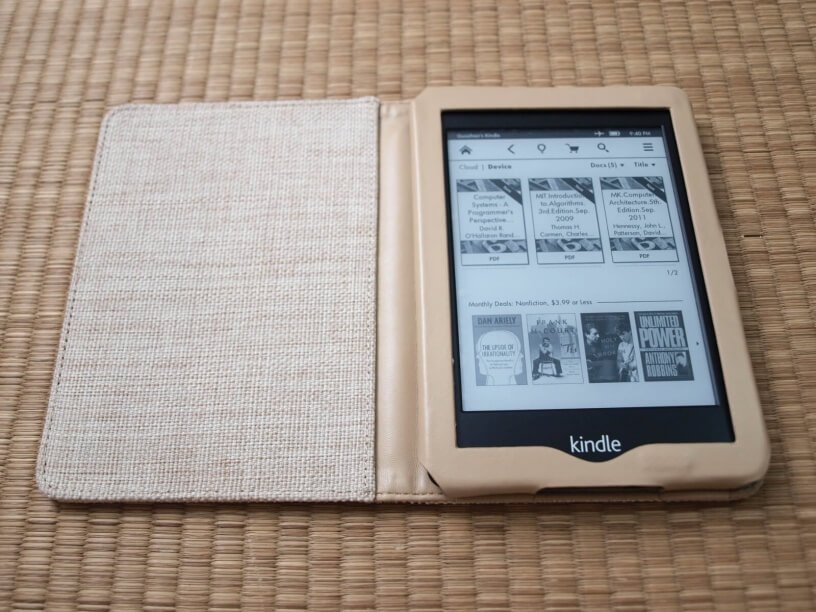 Kindle Paperwhite 亞馬遜電子書閱讀器二代帆布保護套（具自動休眠功能） - G. T. Wang