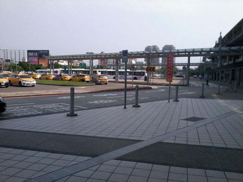 bus-station-3