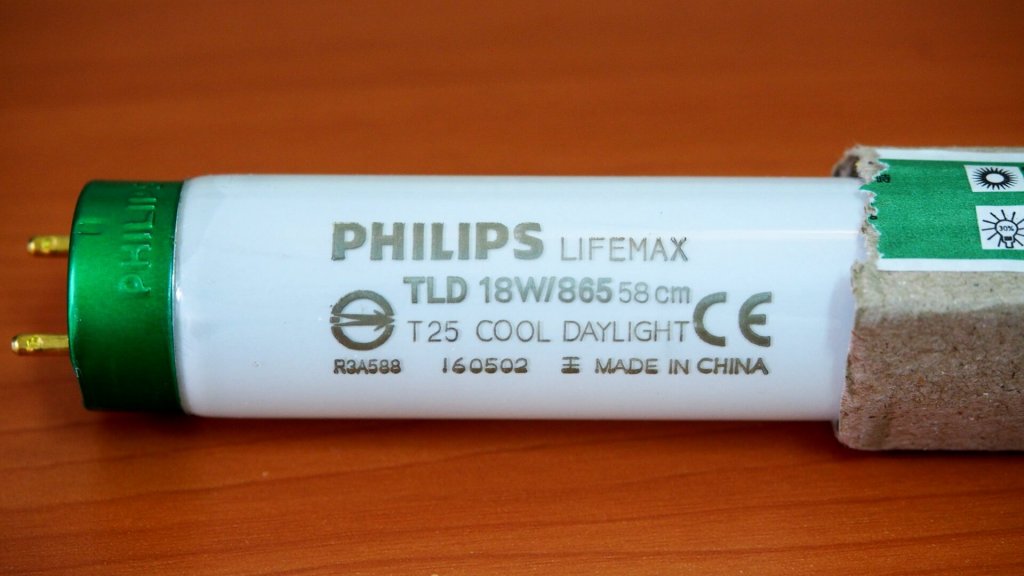 philips-fluorescent-tubes-5