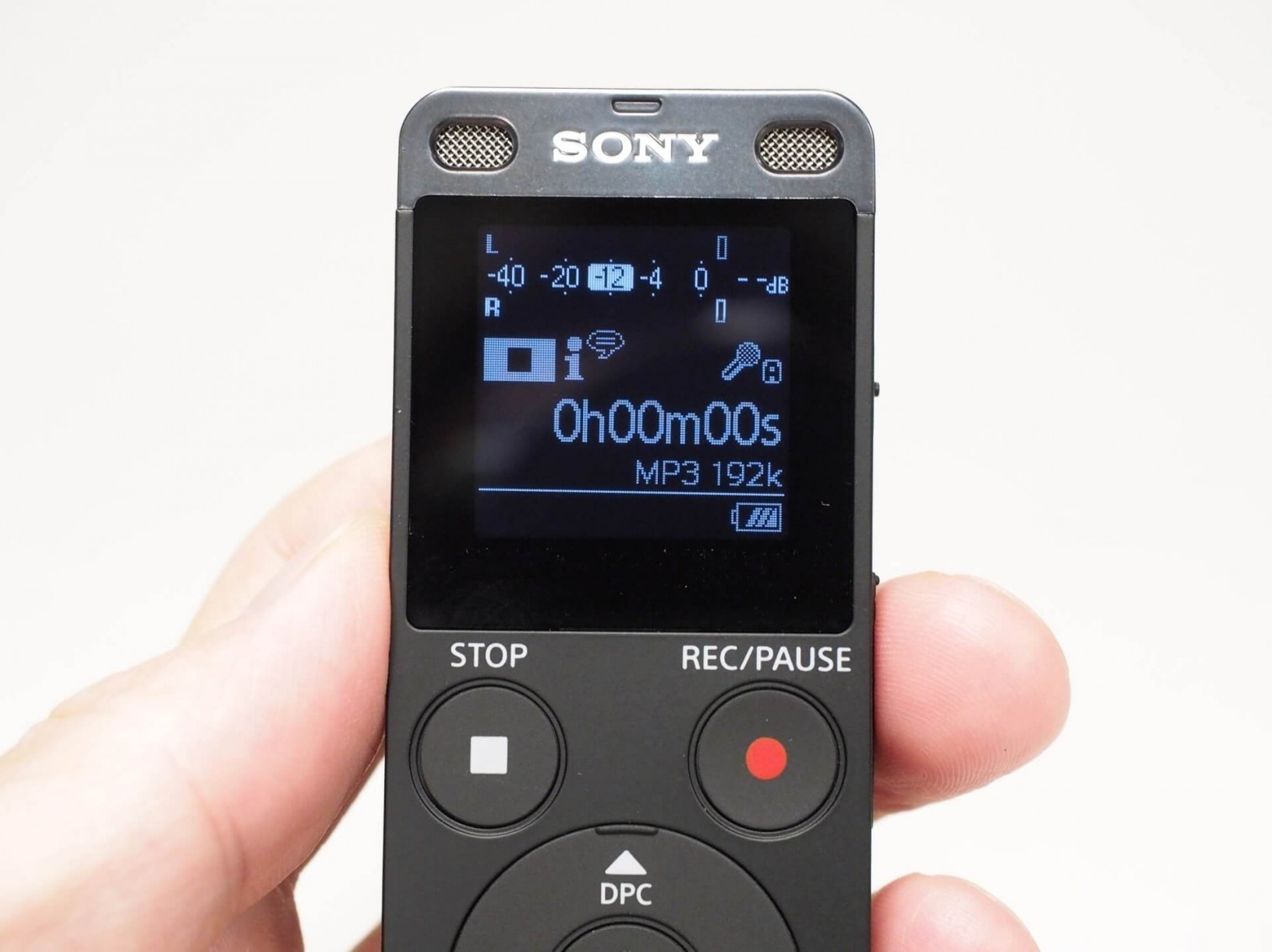 開箱 SONY ICD-UX560F 4GB 完美焦點錄音筆 - G. T. Wang