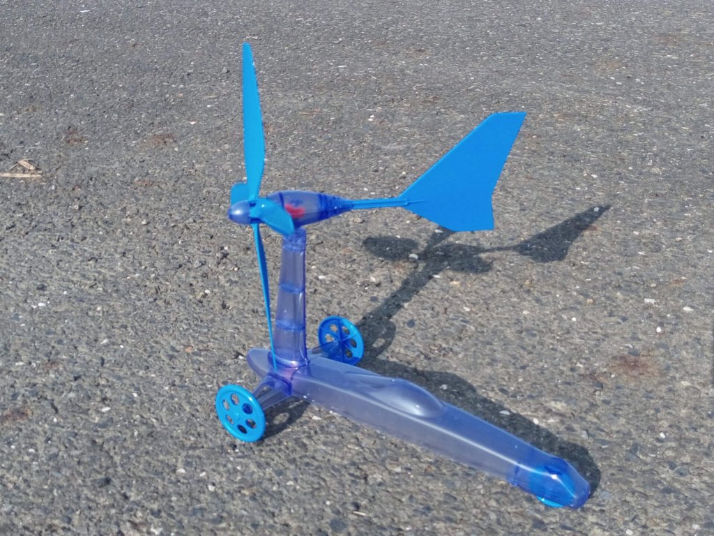 風能動力車玩具